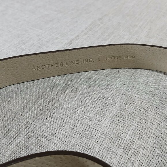 Another Line Dark Brown Leather Belt with Gold Frog Buckle with Rhinestone Eyes. - Picture 4 of 9